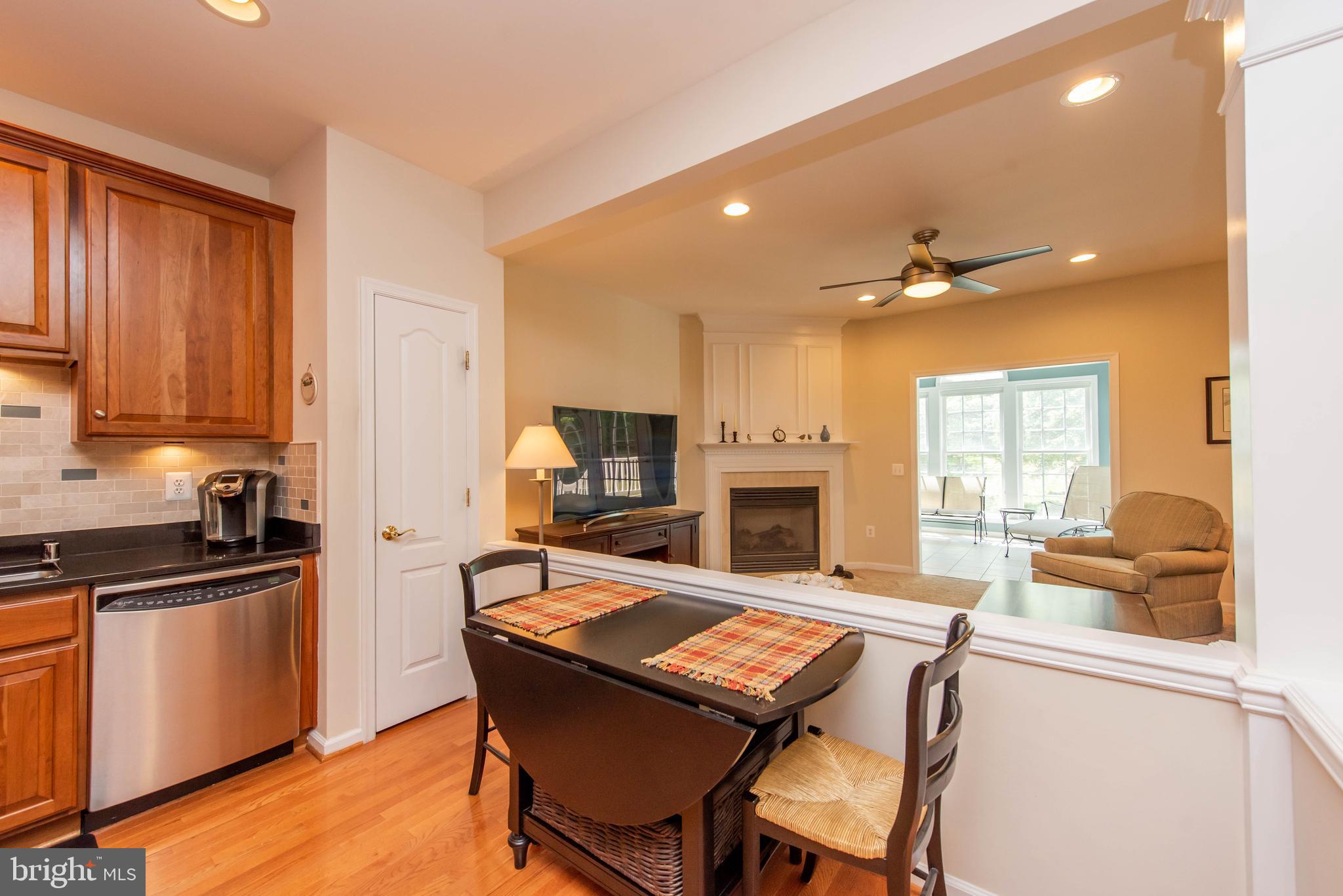 8249 Academy Road, Unit 44 Ellicott City, MD 21043 - Photo 11 of 50 Kitchen