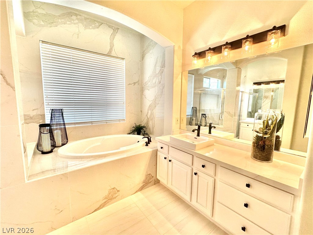 9996 Liberty View Road Las Vegas, NV 89148 - Photo 36 of 64 GORGEOUS SPA LIKE MAIN BATH.