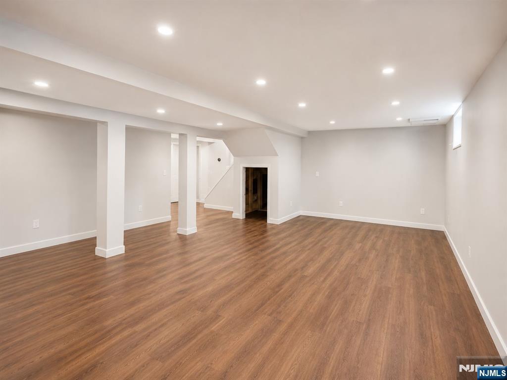 24 Sunderland Avenue Rutherford, NJ 07070 - Photo 33 of 34