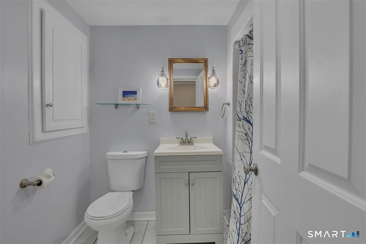 65 Doane Street Manchester, CT 06042 - Photo 7 of 40
