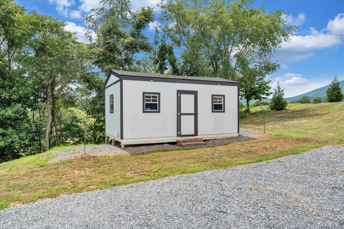1125 Loyds Store Road Vinton, VA 24179 - Photo 77 of 119 074-MIB06143