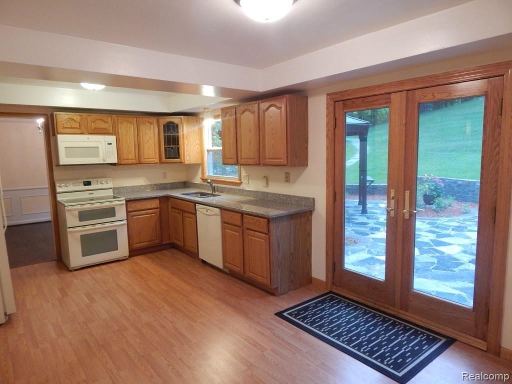 617 Birch Tree Court Rochester Hills, MI 48306 - Photo 25 of 82