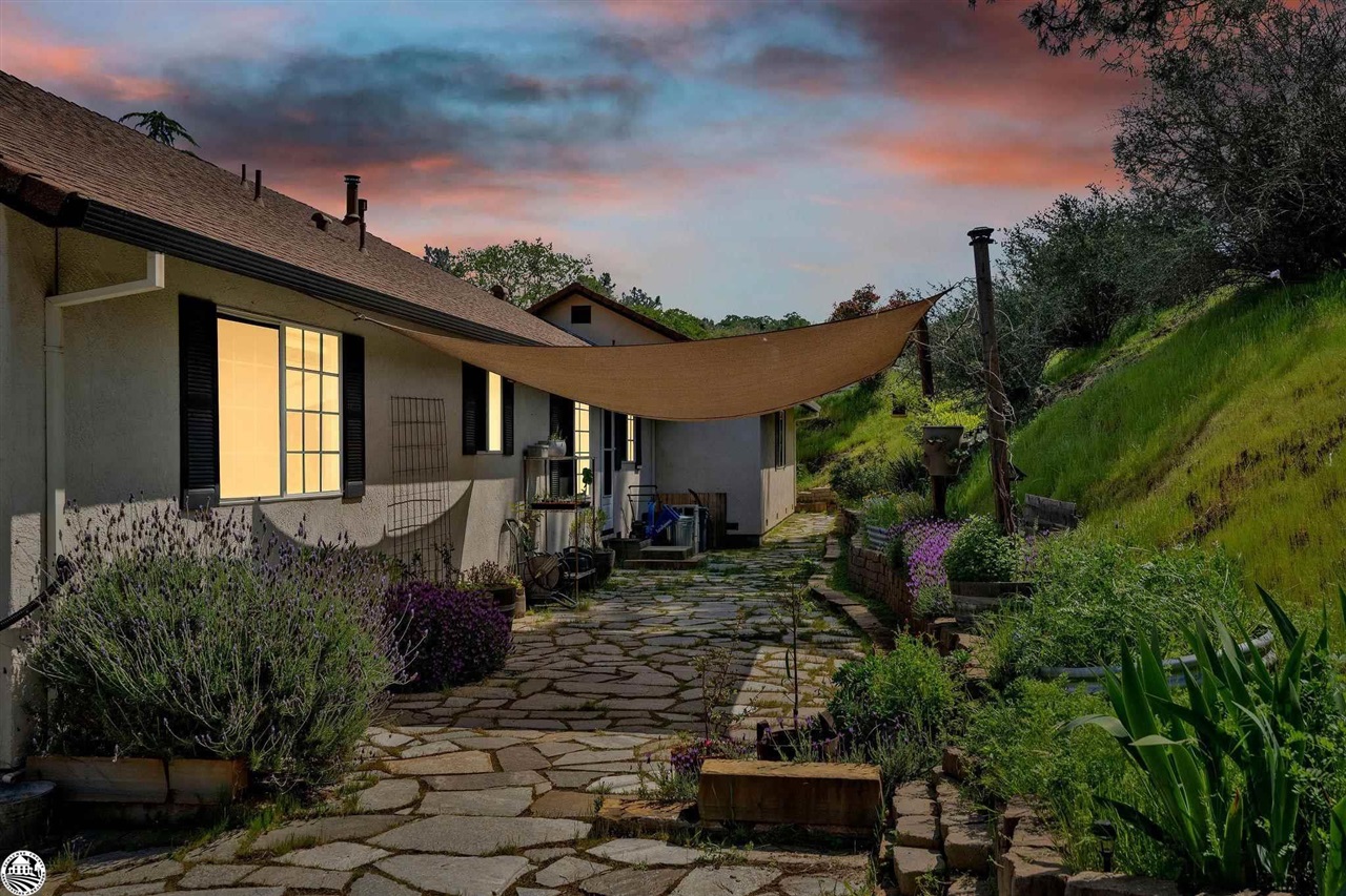 7564 Sparrowk Road Valley Springs, CA 95252 - Photo 3 of 60 Gallery Image 3