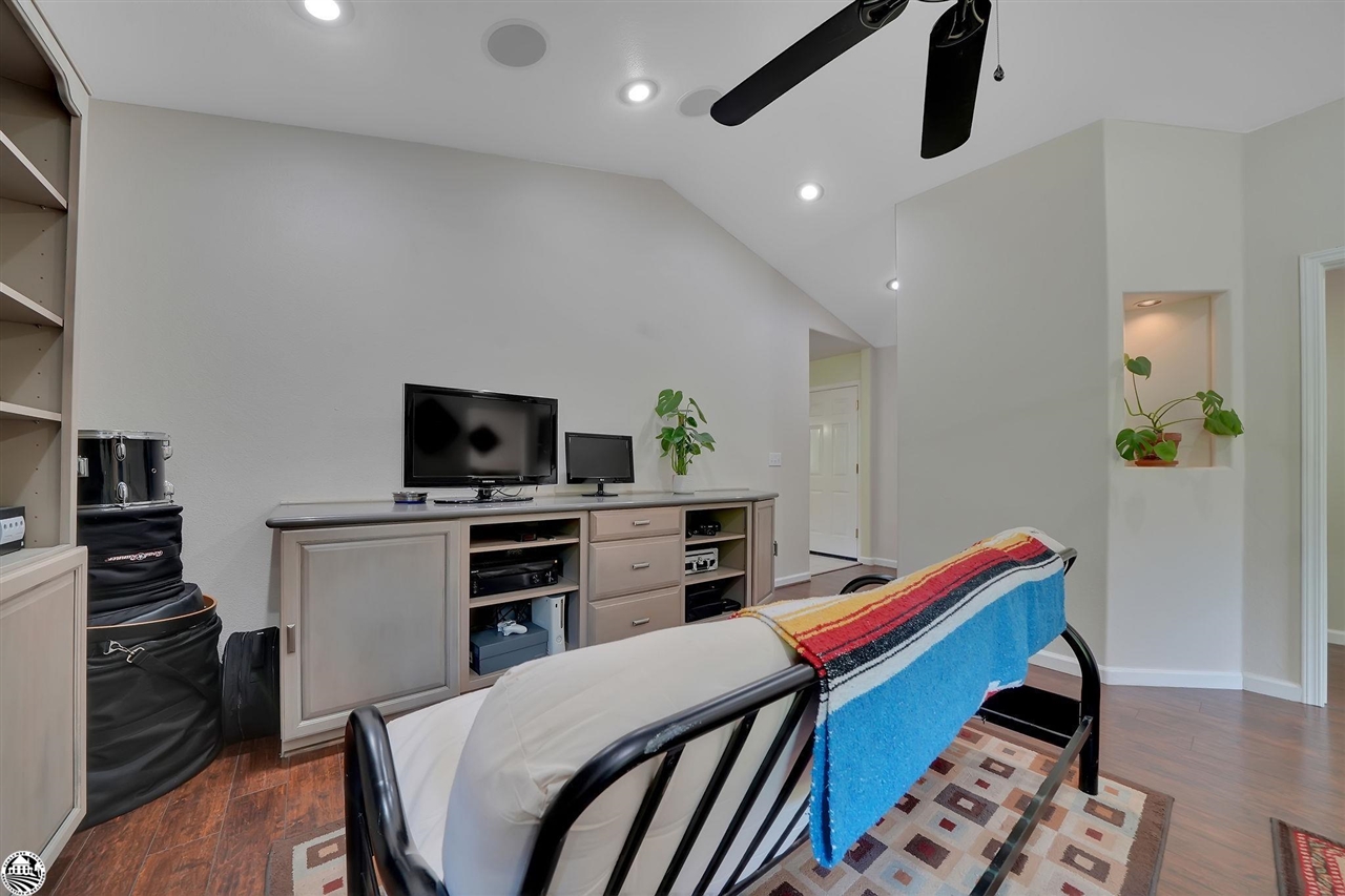 7564 Sparrowk Road Valley Springs, CA 95252 - Photo 44 of 60 Gallery Image 44
