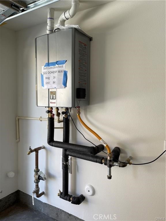 1632 Doheny Way Dana Point, CA 92629 - Photo 27 of 47 a room with gym equipment