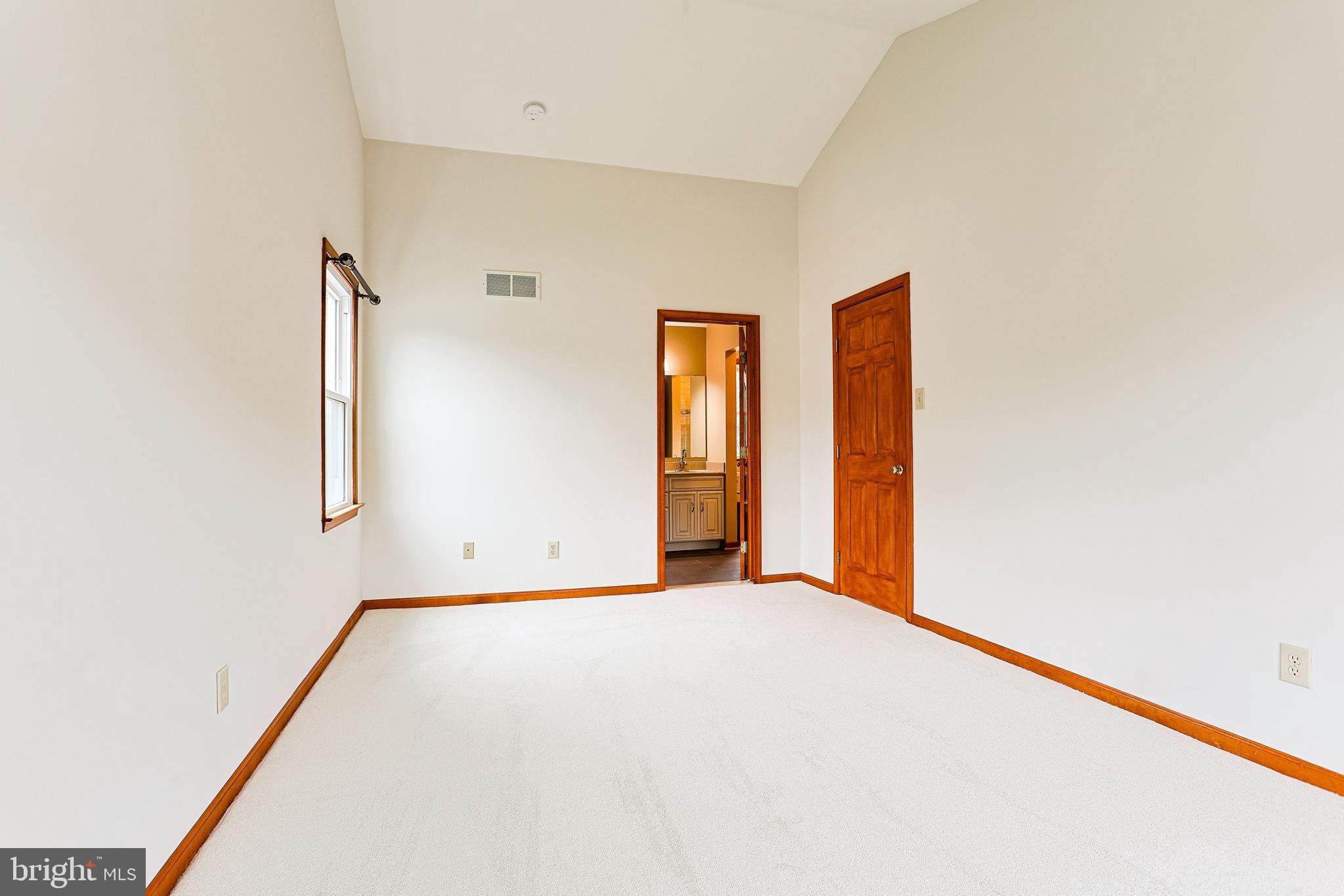 4304 Riders Lane Upper Chichester, PA 19061 - Photo 20 of 42 Gallery Image 20