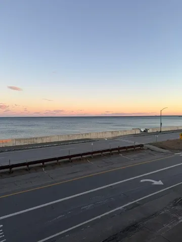 $1,350 | 703 Ocean Boulevard, Unit 305, Hampton, NH 03842