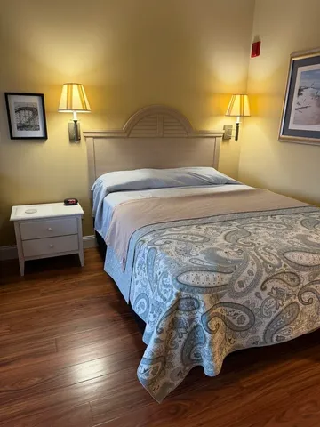 $1,350 | 703 Ocean Boulevard, Unit 305, Hampton, NH 03842