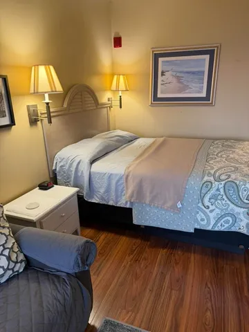 $1,350 | 703 Ocean Boulevard, Unit 305, Hampton, NH 03842