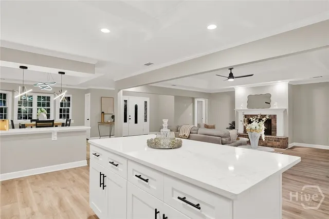 $699,000 | 5 Fletcher Lane, Savannah, GA 31411