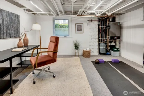 $1,785,000 | 2103 5th Avenue North, Seattle, WA 98109