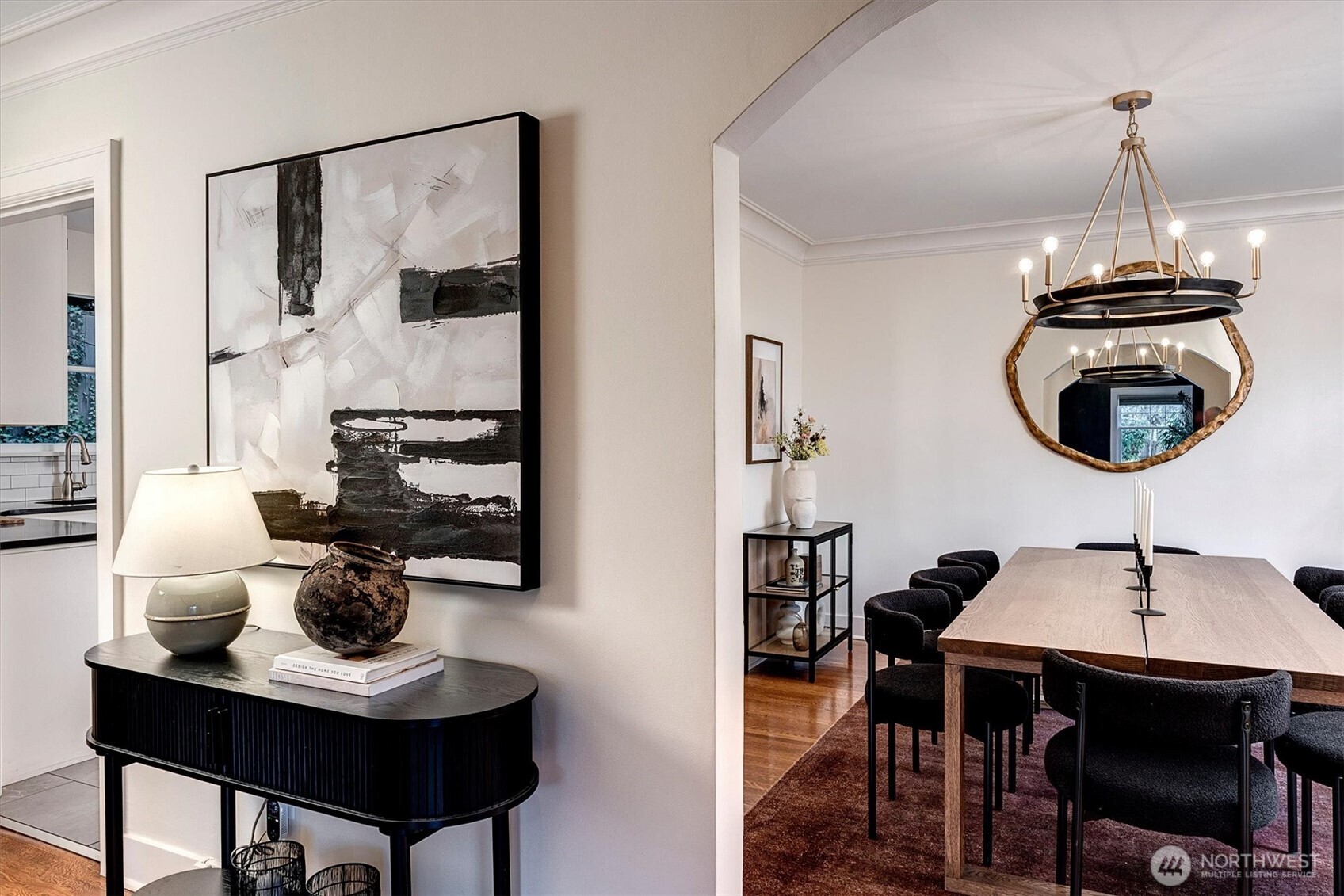 2103 5th Avenue North Seattle, WA 98109 - Photo 6 of 38