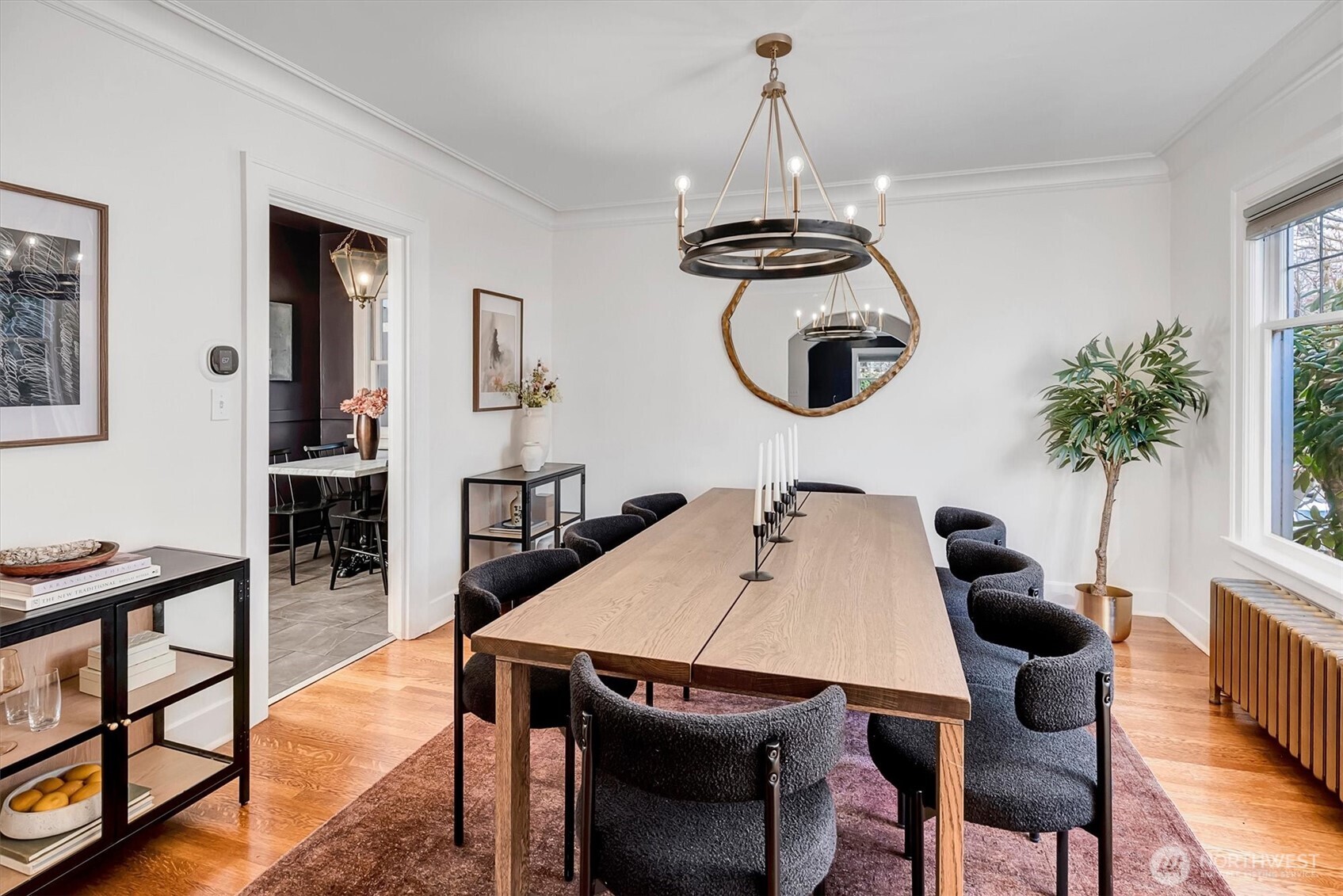 2103 5th Avenue North Seattle, WA 98109 - Photo 8 of 38