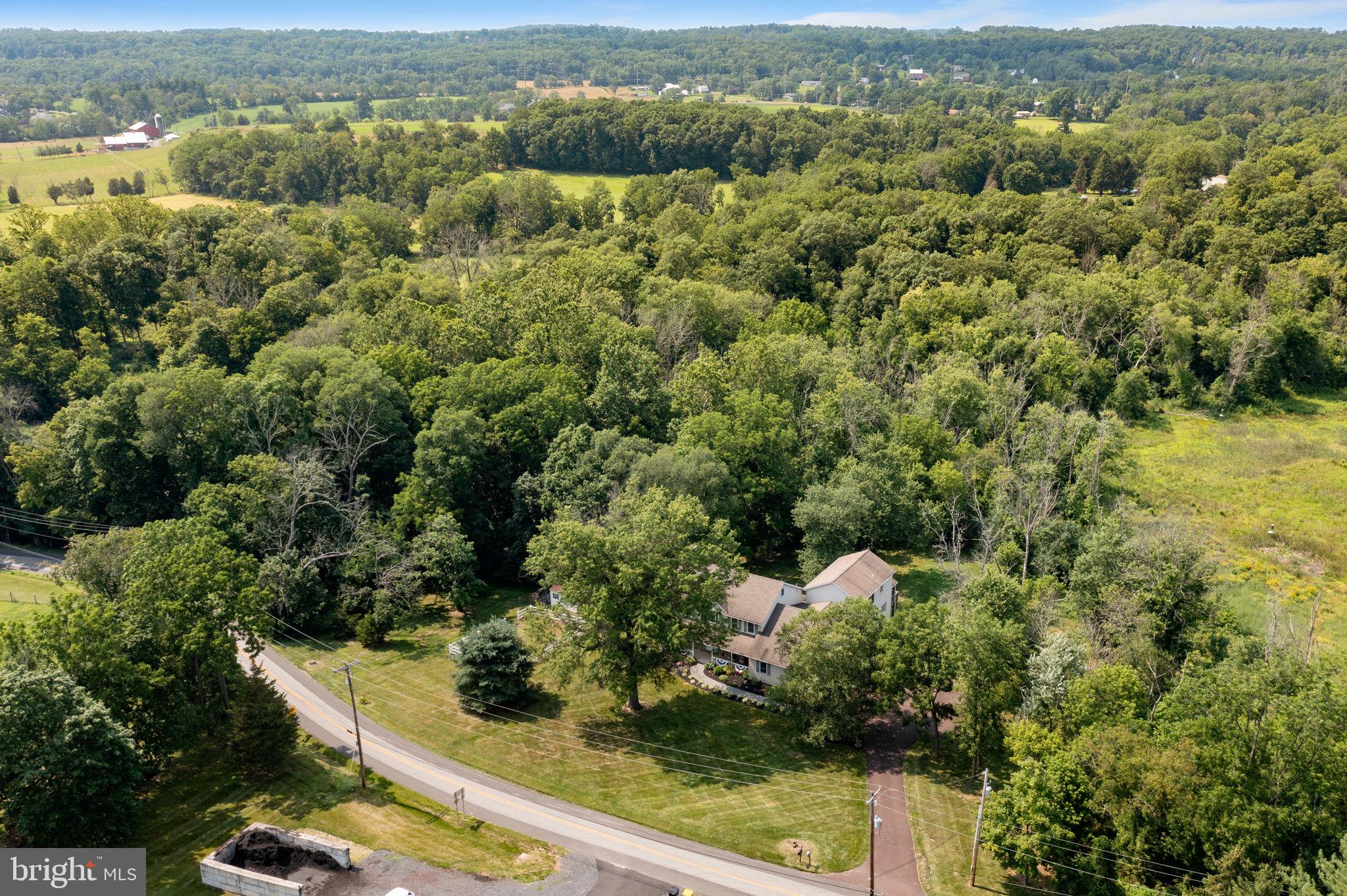 449 Creamery Road Telford, PA 18969 - Photo 4 of 63