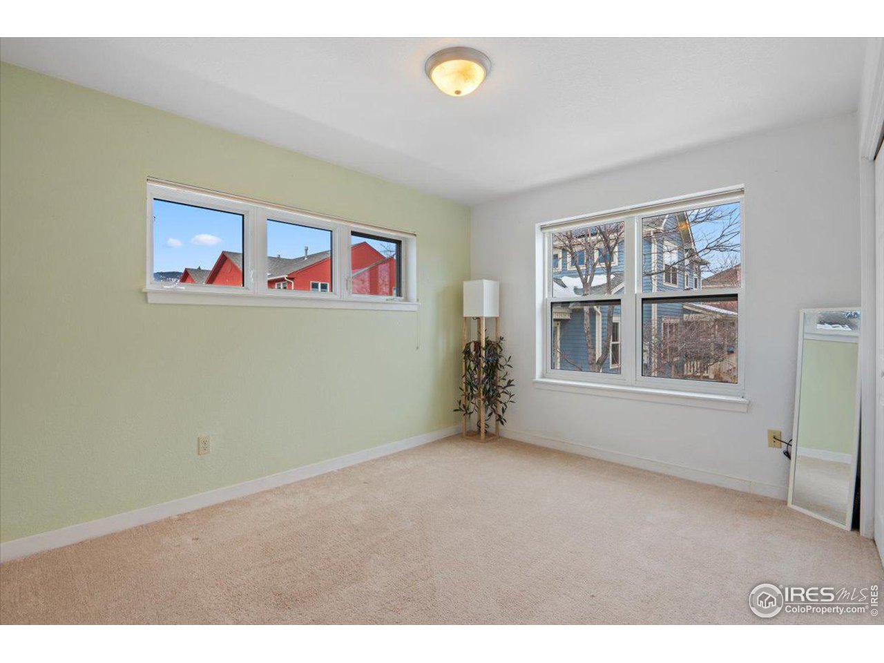 4625 16th Street, Unit 4 Boulder, CO 80304 - Photo 6 of 11 a view of an empty room with window
