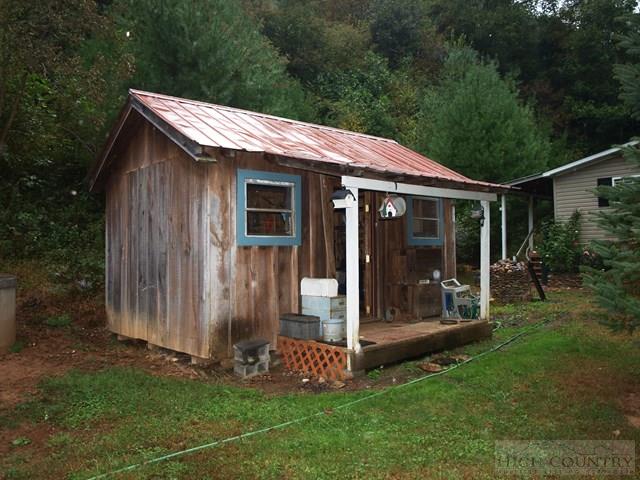1269 Sugar Tree Road Warrensville, NC 28693 - Photo 8 of 17 Gallery Image 8