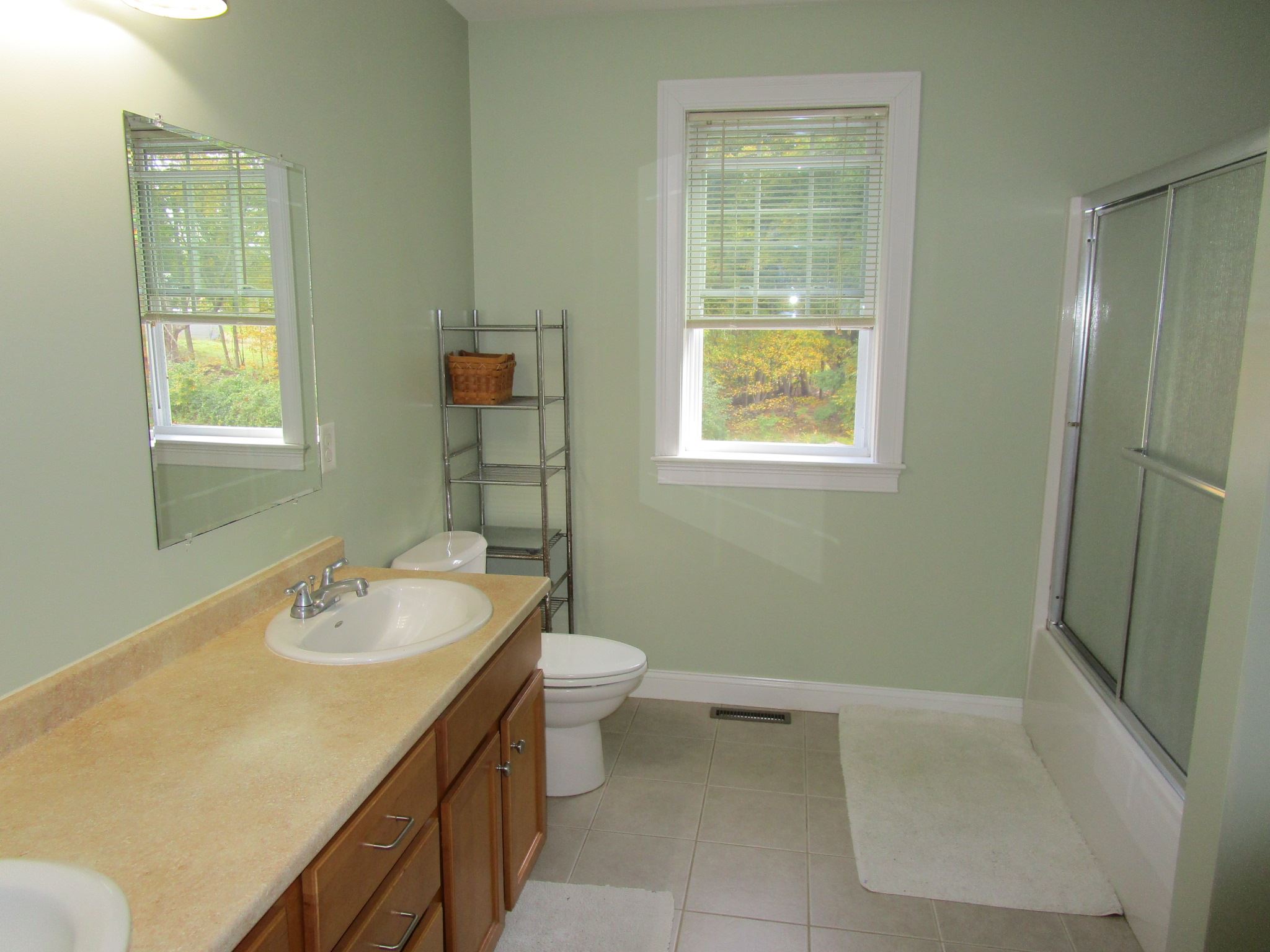 9 Benjamin Way Epping, NH 03042 - Photo 22 of 40