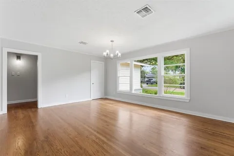 $255,000 | 104 Windsor Street, Lake Charles, LA 70605