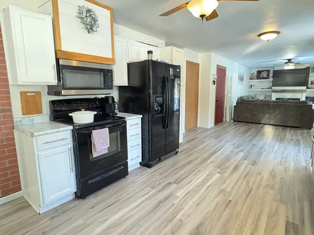 $258,000 | 106 Windward Lane, Rochelle, IL 61068