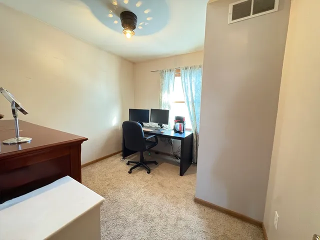 $258,000 | 106 Windward Lane, Rochelle, IL 61068