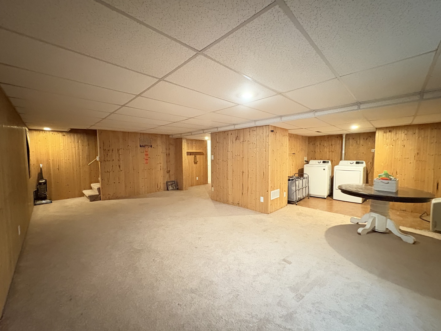 106 Windward Lane Rochelle, IL 61068 - Photo 34 of 42 a view of a room with gym equipment