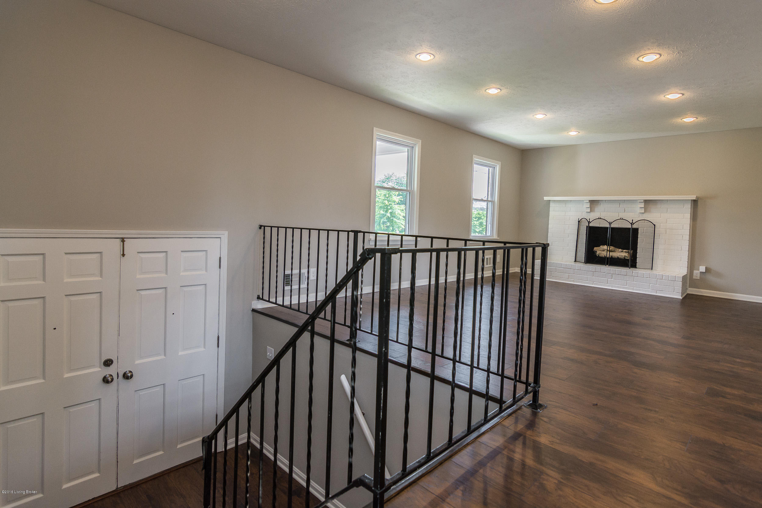7912 Annella Way Louisville, KY 40219 - Photo 24 of 54 7912 annella way-21