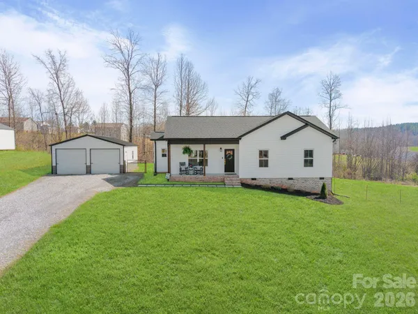 $285,000 | 163 4 Andrews Drive, Harmony, NC 28634