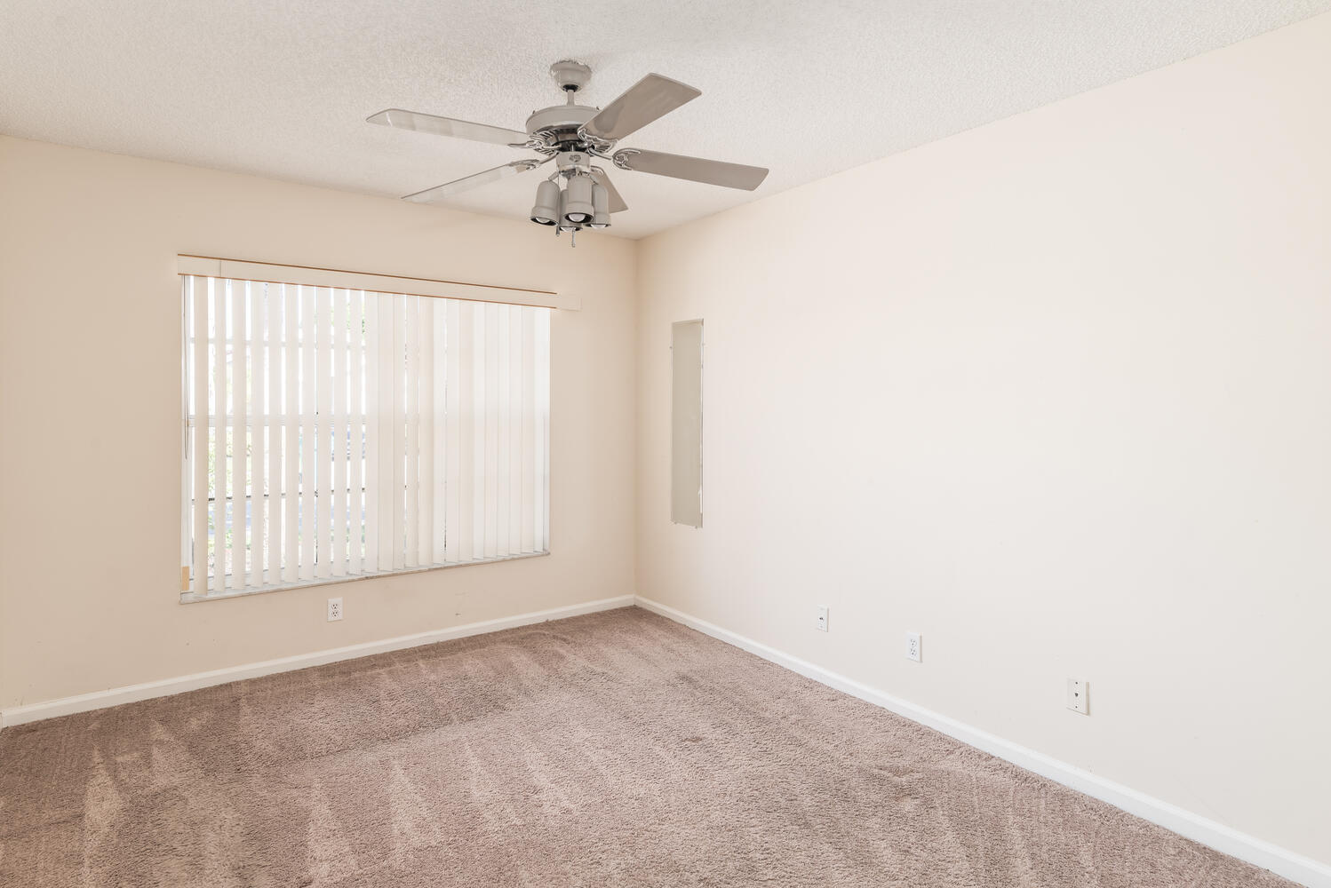 3558 Stratton Lane Boynton Beach, FL 33436 - Photo 15 of 31 Third Bedroom