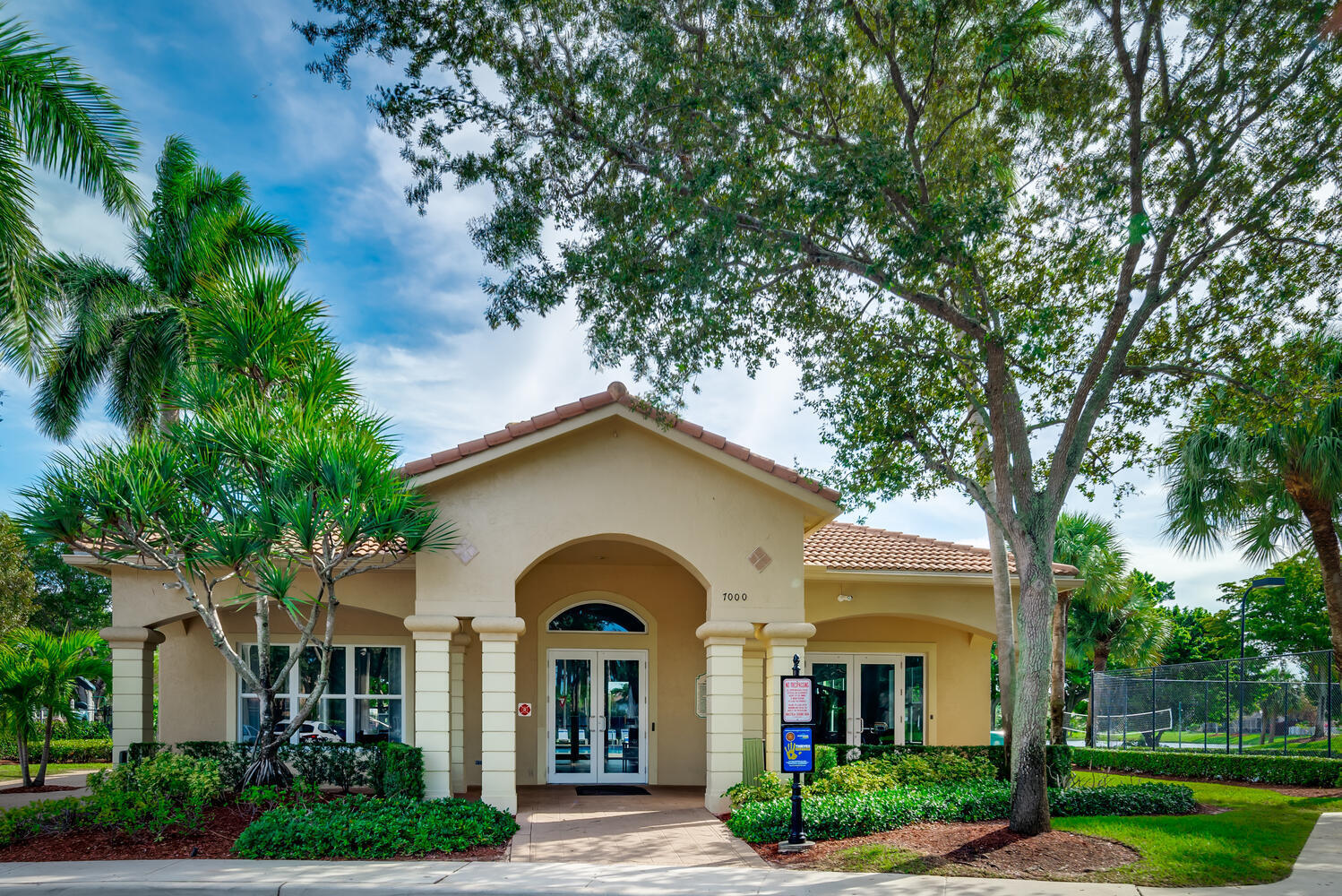 3558 Stratton Lane Boynton Beach, FL 33436 - Photo 22 of 31 Clubhouse & Basketball Courts