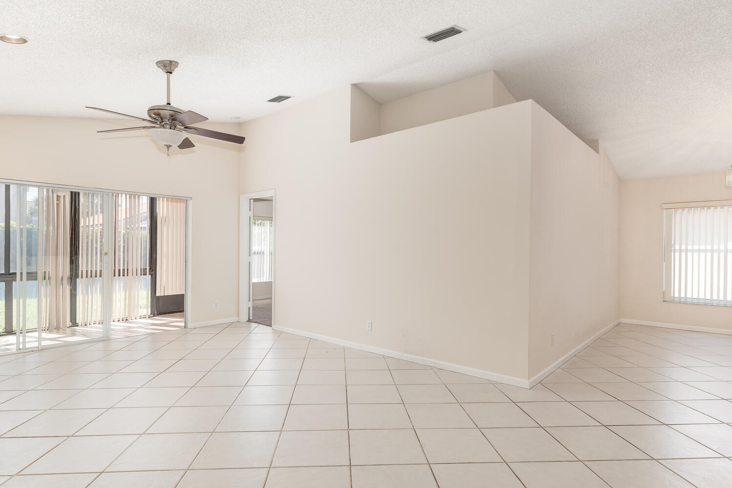 3558 Stratton Lane Boynton Beach, FL 33436 - Photo 4 of 31 Living Room and Dining Area