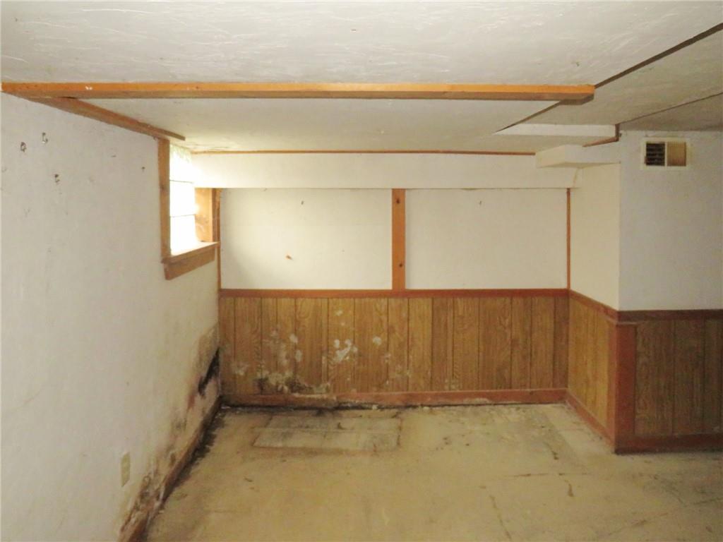 236 Francis Road Pittsburgh, PA 15239 - Photo 13 of 14 a view of an empty room