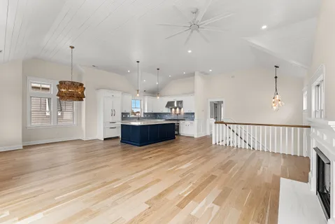 $4,695,000 | 288 86th Street, Stone Harbor, NJ 08247