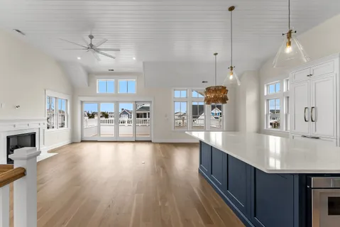$4,695,000 | 288 86th Street, Stone Harbor, NJ 08247