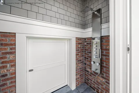 $4,695,000 | 288 86th Street, Stone Harbor, NJ 08247