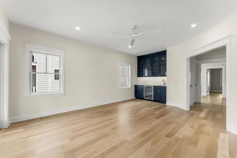 $4,695,000 | 288 86th Street, Stone Harbor, NJ 08247