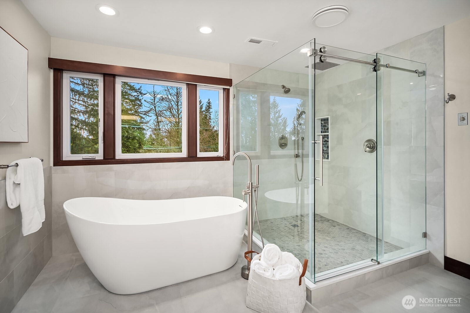 14826 200th Avenue Southeast Renton, WA 98059 - Photo 17 of 40 Gallery Image 17