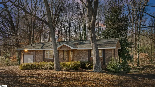 $295,000 | 101 Nottingham Lane, Easley, SC 29640