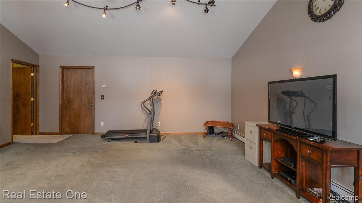 7901 Pinckney Road Pinckney, MI 48169 - Photo 14 of 42 15_28.jpg