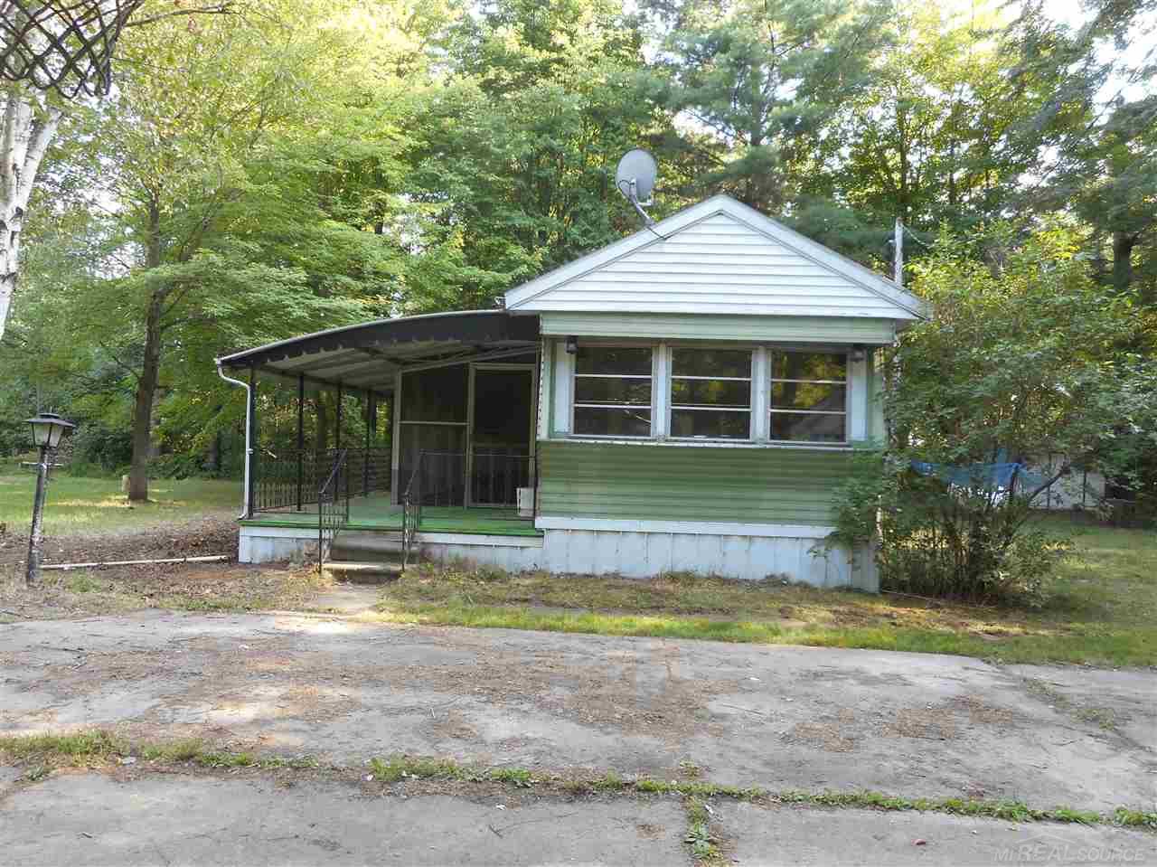 7090 Wildcat Road Croswell, MI 48422 - Photo 5 of 12
