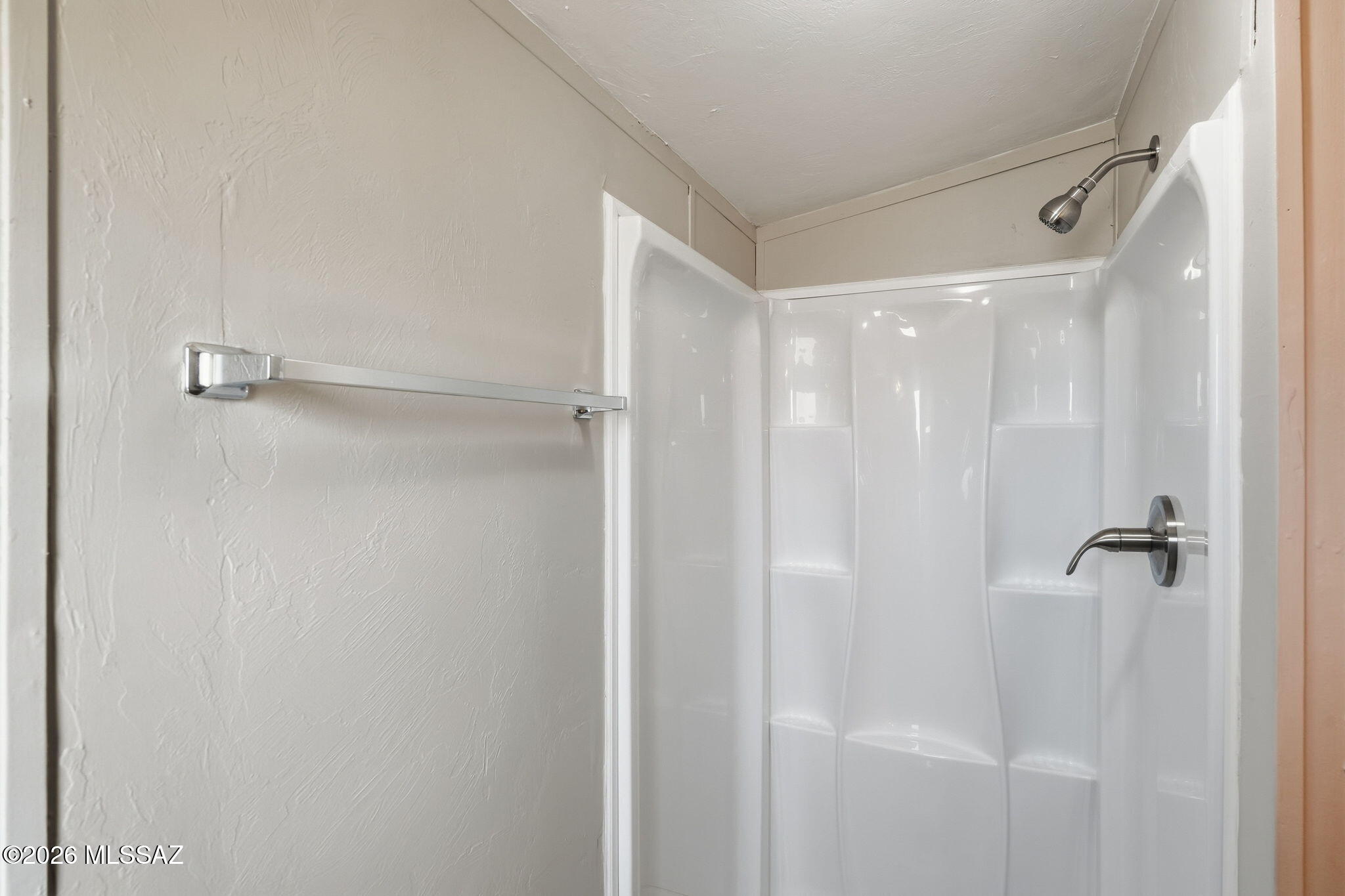 8690 South Marstellar Road Tucson, AZ 85736 - Photo 30 of 51 Primary bath~ separate shower