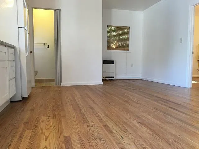 $2,195 | 2011 Ashton Avenue, Unit B, Menlo Park, CA 94025