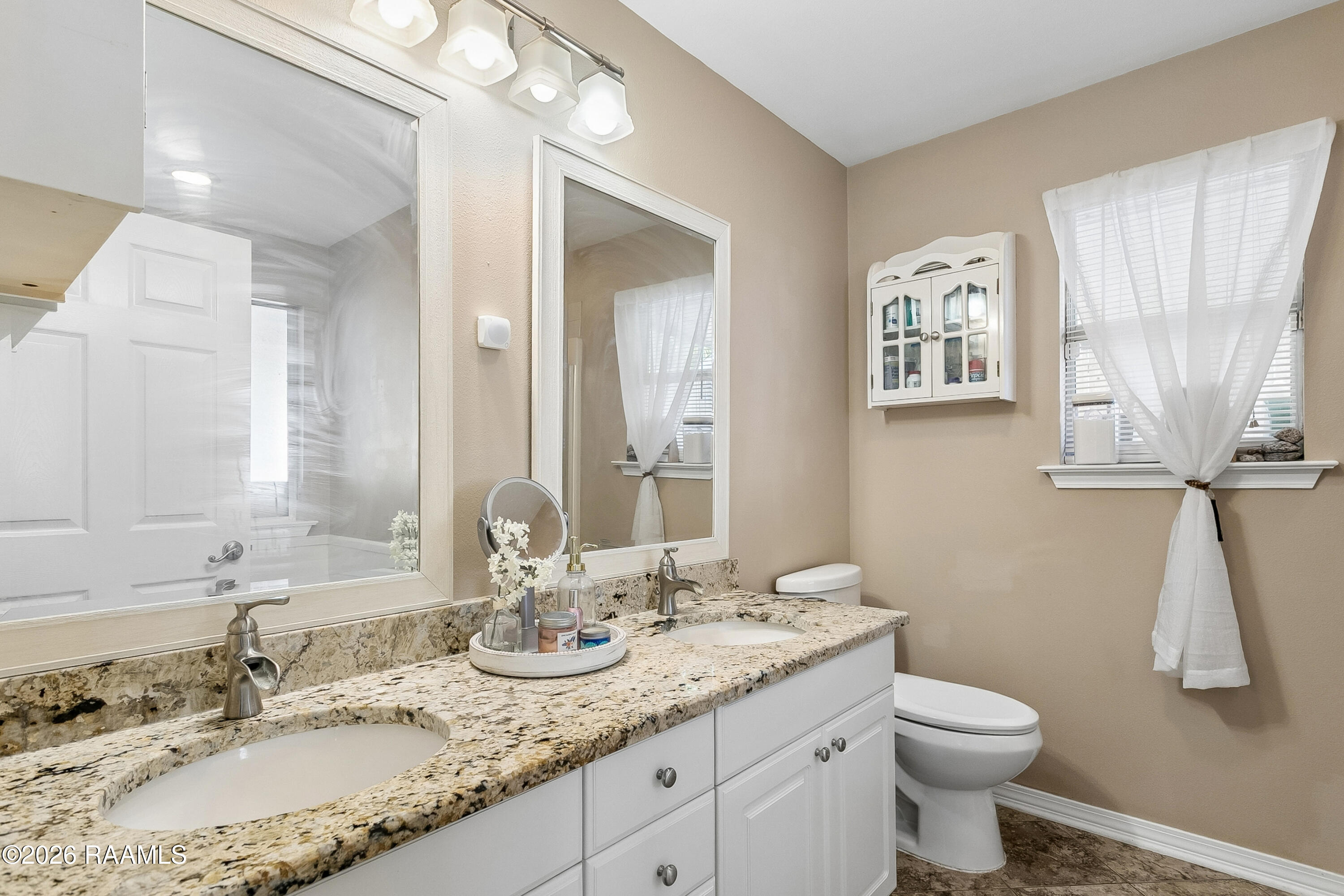 70317 7th Street Covington, LA 70433 - Photo 9 of 18 Primary Bath