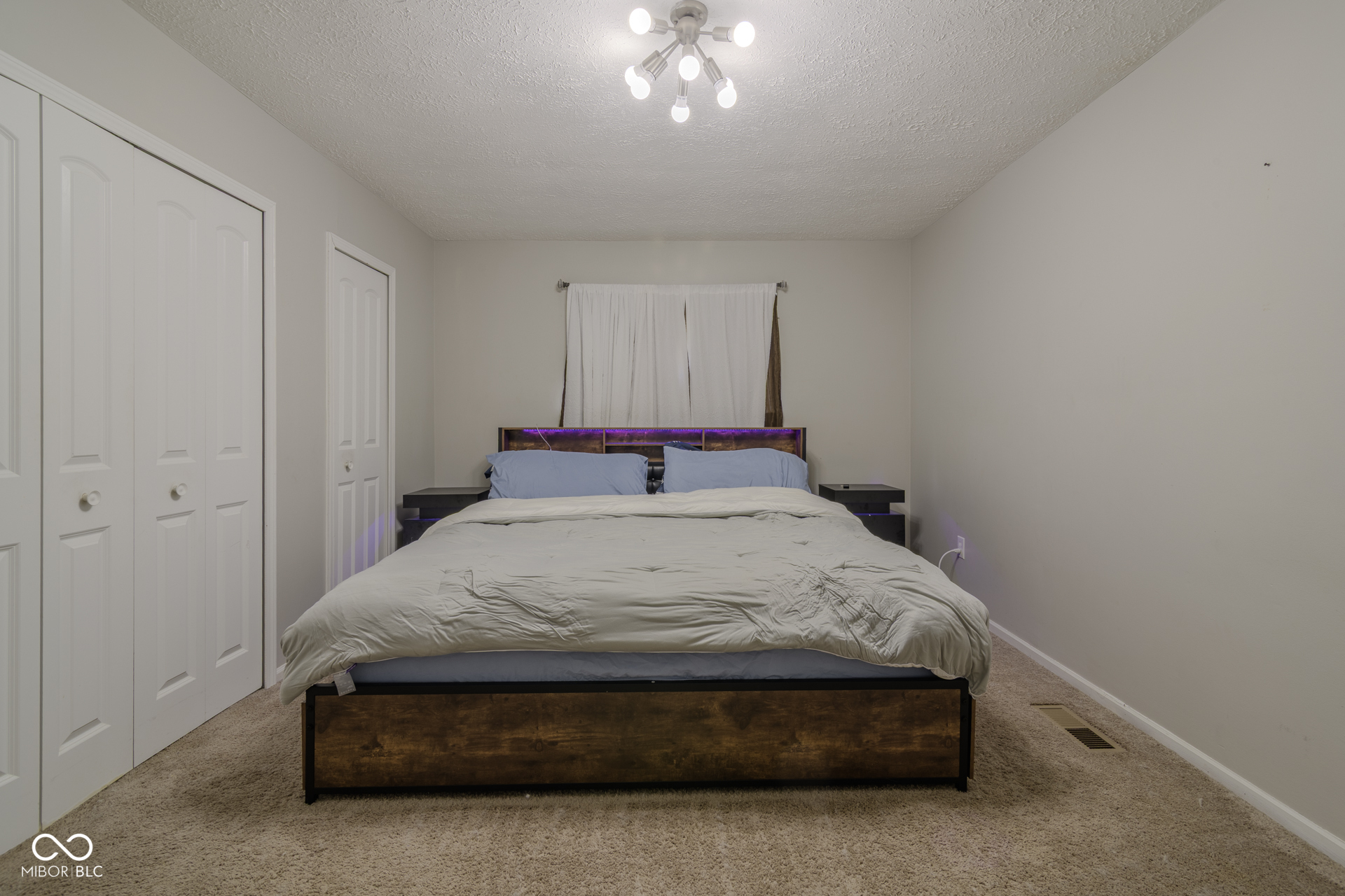 5804 Milhouse Road Indianapolis, IN 46221 - Photo 11 of 32