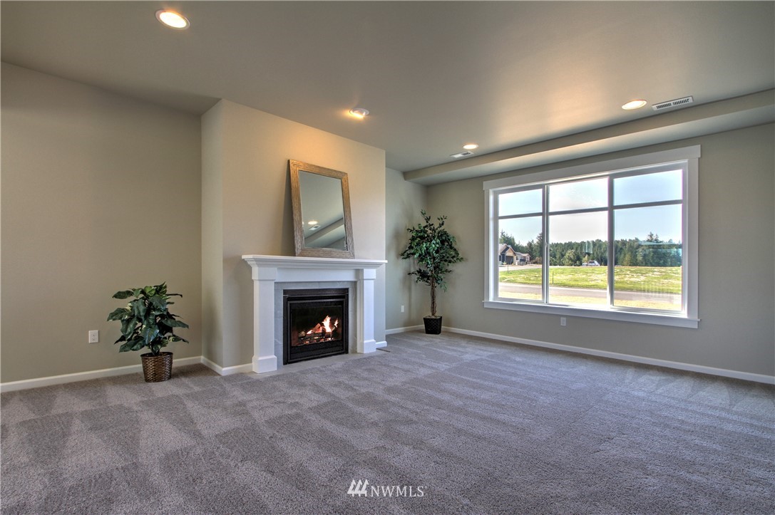 27616 Grandview Road Arlington, WA 98223 - Photo 3 of 32 Gallery Image 3