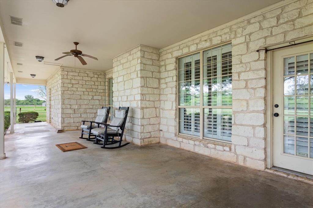 4843 South 3rd St Road Waco, TX 76706 - Photo 30 of 39 View of patio with a ceiling fan, visible vents, and covered porch