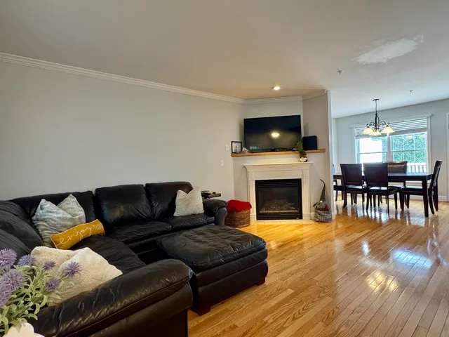 $569,900 | 11 Intervale Outlook Circle, Unit 3, Conway, NH 03860