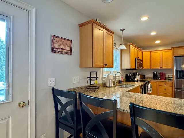 $569,900 | 11 Intervale Outlook Circle, Unit 3, Conway, NH 03860