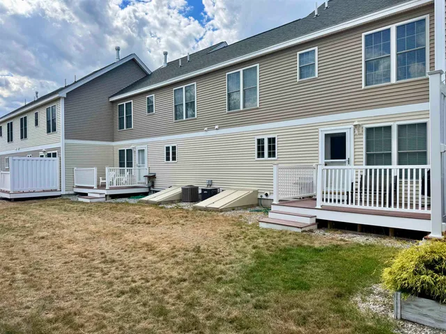 $569,900 | 11 Intervale Outlook Circle, Unit 3, Conway, NH 03860