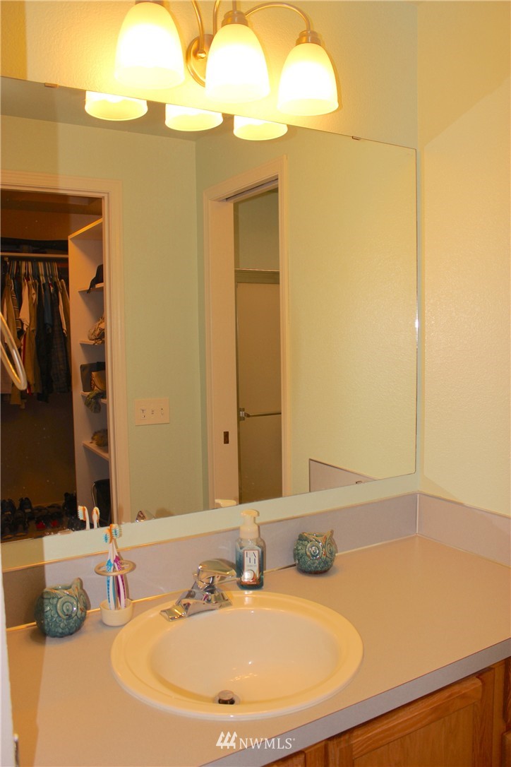 9207 Applegate Loop Southwest Rochester, WA 98579 - Photo 17 of 25