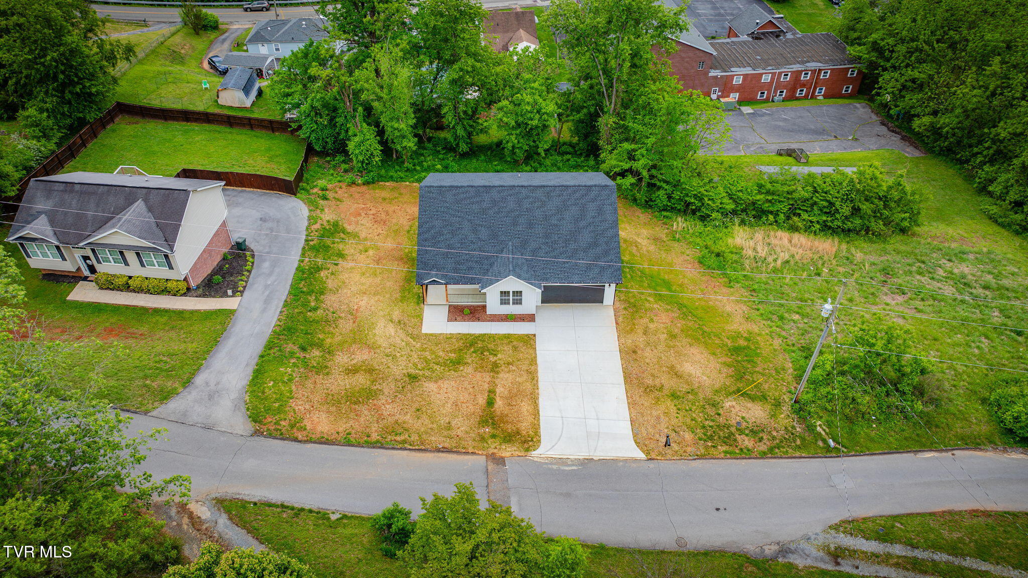 218 Old Siam Road Elizabethton, TN 37643 - Photo 31 of 38 102